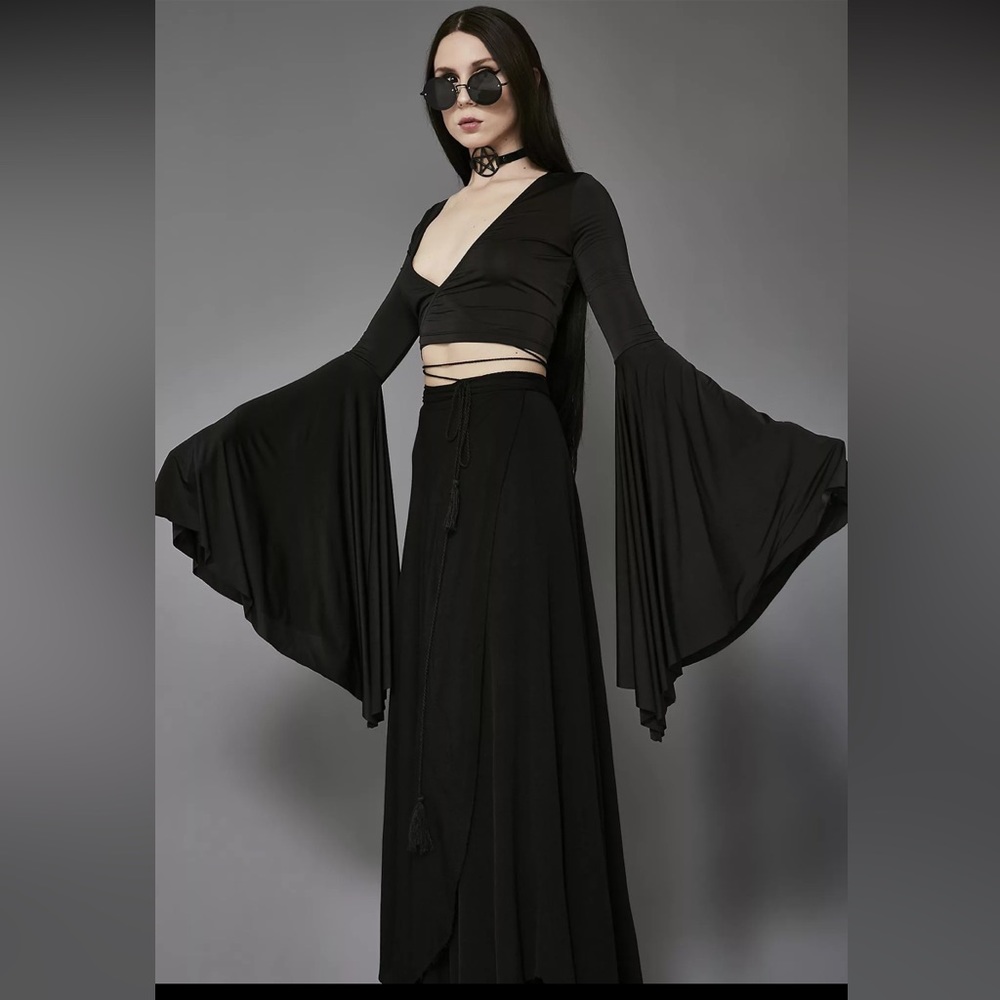 As Evening Falls Wrap Top - House of Widow